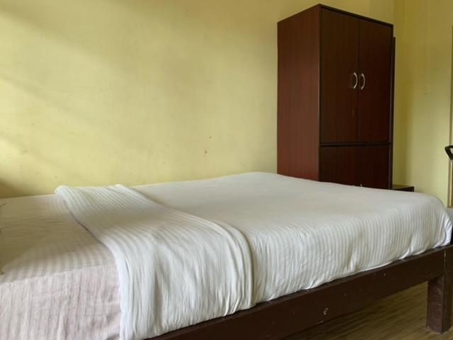 Sweet Home Guest House ชิลลอง ภายนอก รูปภาพ